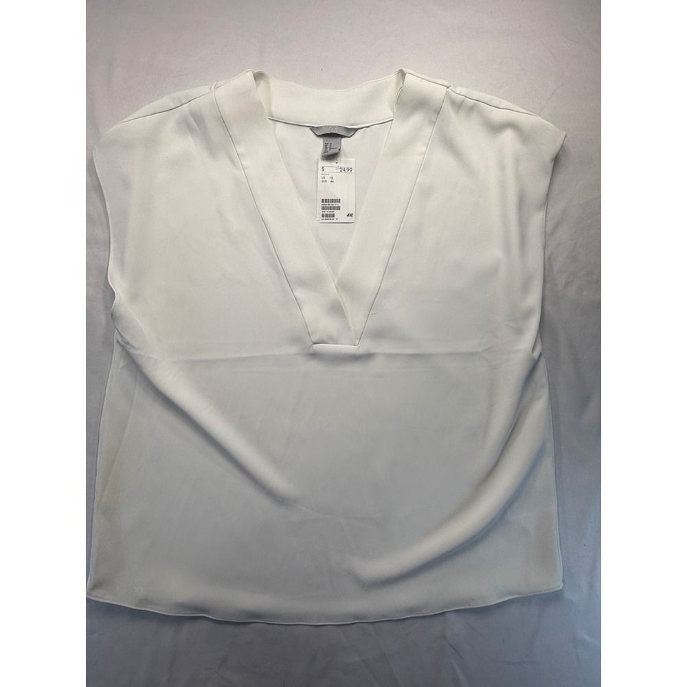 HM Womens White Sleeveless V-Neck Blouse Top 0660726 Size 12 NWT